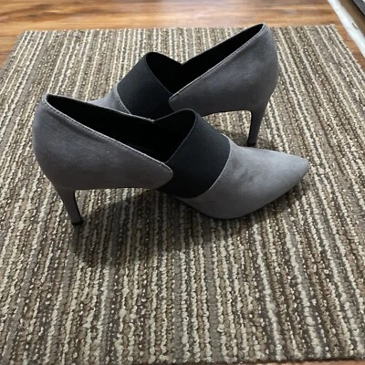 Calvin Klein 低踝靴连衣裙高跟鞋 7 码 — 第 1/4 张图片