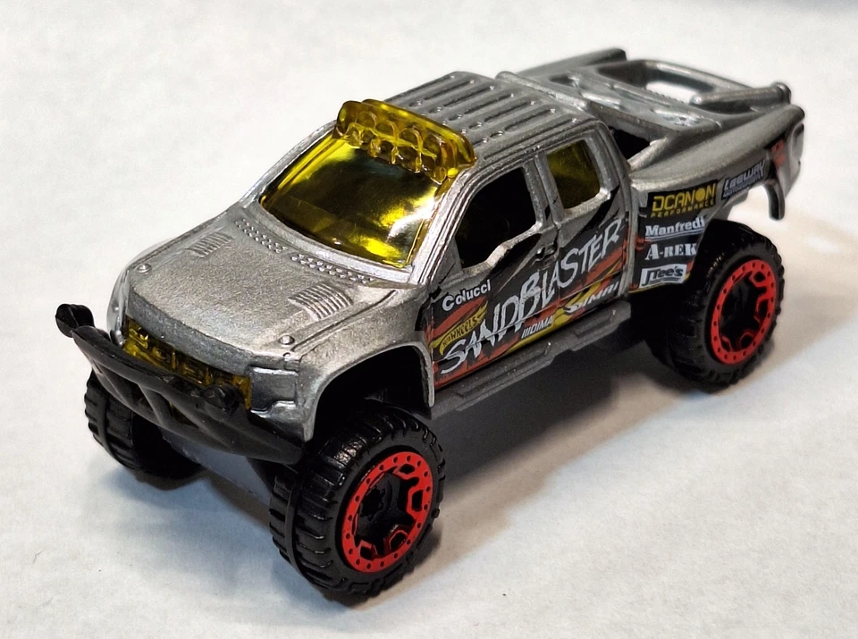 风火轮银色喷砂机皮卡车 — 第 1/2 张图片