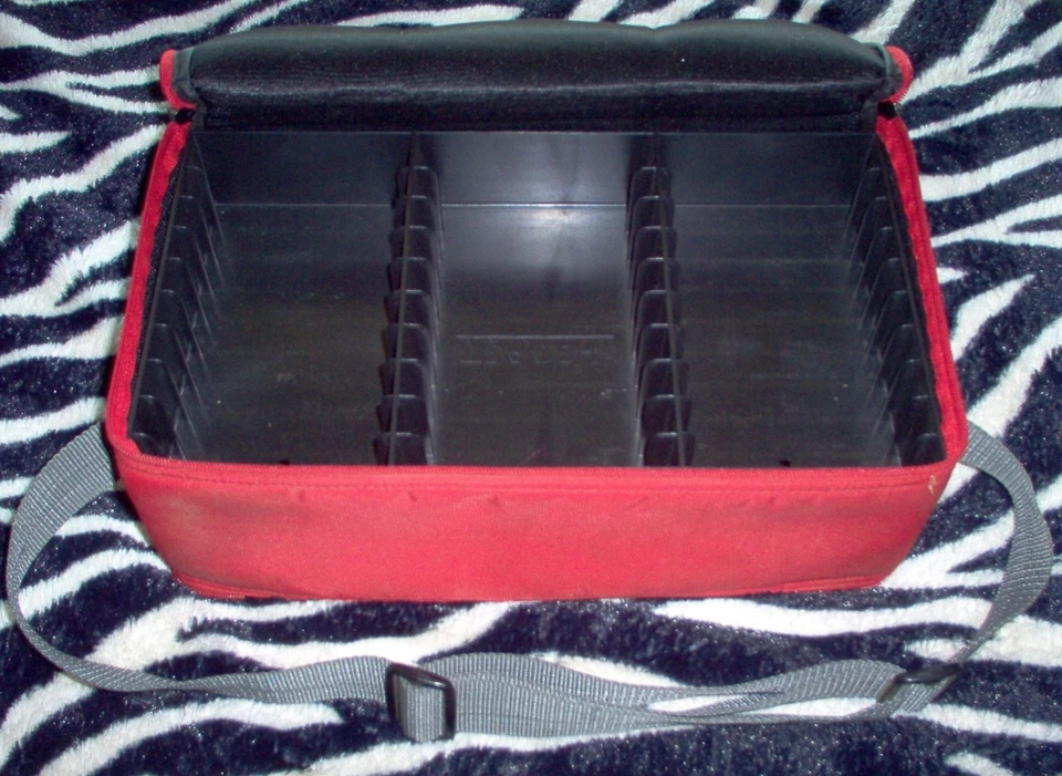 Coast 60 Capacity Cassette Storage Case Red Soft Sided VERY GOOD - Image 1 of 1