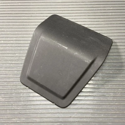 Audi R8 4S 2017-2023 cubierta de compartimento de calibre OEM *NOTA* Foto 1 de 4