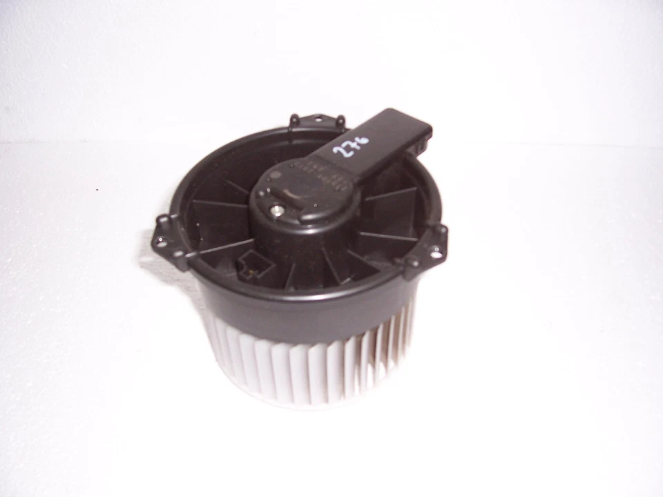 Daihatsu Cuore VIII L27 L276 (4.2007-) : Gebläsemotor OHNE KLIMA Heizungsgebläse - Bild 1 von 1