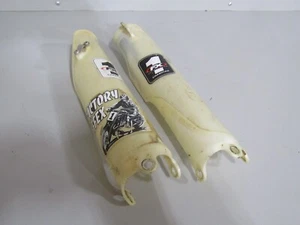 2006 HONDA CRF450X FORK GUARDS 51610-MEY-000ZA 51620-MEN-000ZA FITS OTHER YEARS - Picture 1 of 3