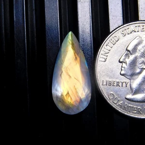 AAA Quality Faceted Rainbow Fire Moonstone Cabochon Gemstone 20x9x5mm 5.6Cts - Picture 1 of 4