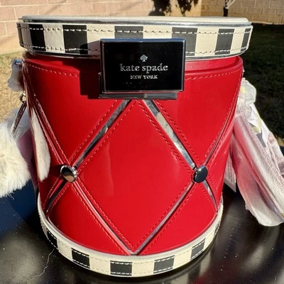 Bolsa satchel tiracolo Kate Spade Oh What Fun loja de brinquedos 3D bateria novidade nova com etiquetas - Imagem 1 de 4