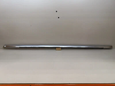 Cadillac Escalade 2016-2020 ESV pasajero derecho techo riel lateral fabricante de equipos originales 84393981 Foto 1 de 4