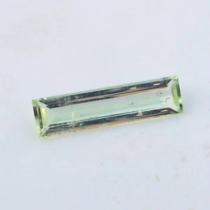 9.94 Cts 29.8x7.8 MM Natural Light Green Aquamarine Faceted Baguette Gemstone - Picture 1 of 10