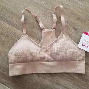 NWT Maidenform Girl Sport Nude Bra Size Small - Picture 1 of 4