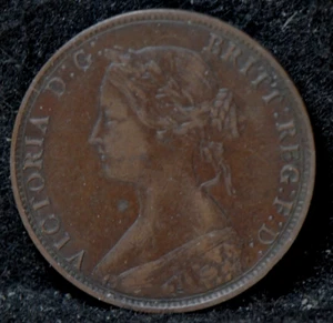 Great Britain, 1862 L.C.W., 1/2 Penny, KM748.2, About/Extremely Fine, NR, 5-21* - Picture 1 of 2