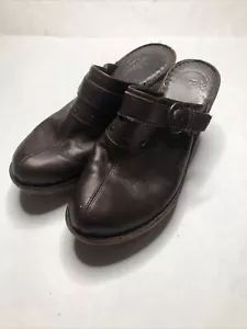 Born Concept Brown Leather Clog Slip On Heel Women Shoe Size 9 - Foto 1 di 6