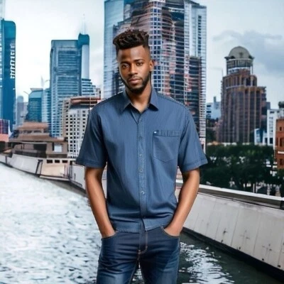 Camisa masculina de algodão listras azuis com botão frontal ANGELO LITRICO - Imagem 1 de 4