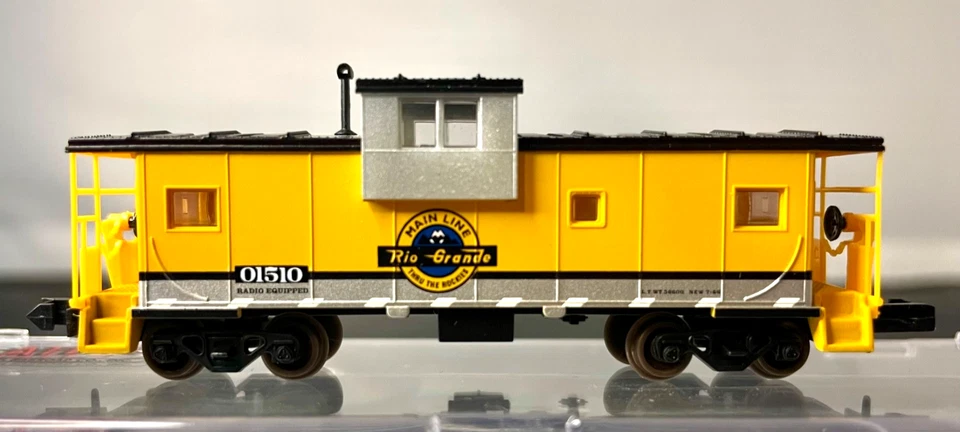 Atlas N Scale Extended Vision Caboose Rio Grande #01510 - Image 1 of 4