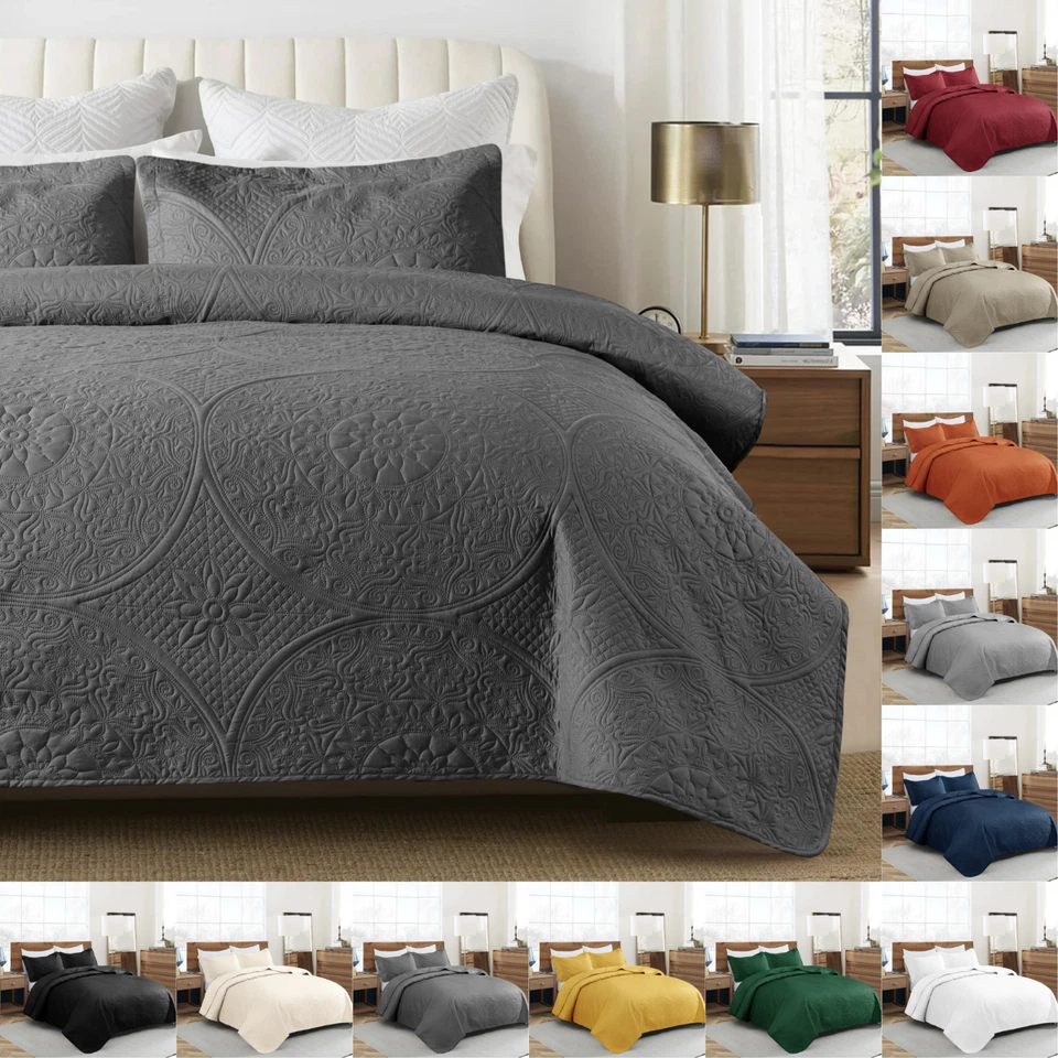 Quilted Floral Bedspread with Pillow Shams 3 Piece Soft Bedding Throw Queen King - Image 1 of 1