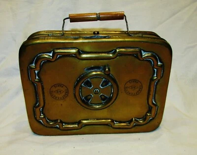 CHAUFFERETTE ANCIENNE EN LAITON MARQUE AE à Paris - Photo 1/4