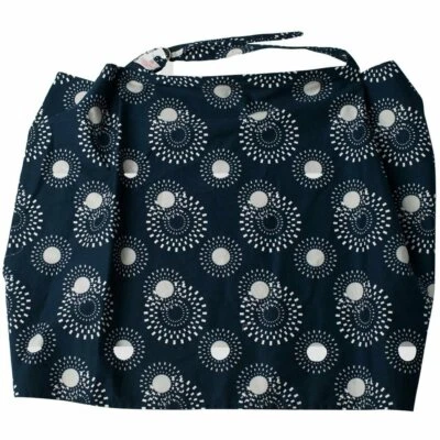 Cubierta de lactancia materna (Caleb) Foto 1 de 2