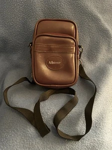 Vtg. Albinar Burgandy Camera Bag w/Strap, 2 Zipper Pockets & Belt Loop Holder - Picture 1 of 4