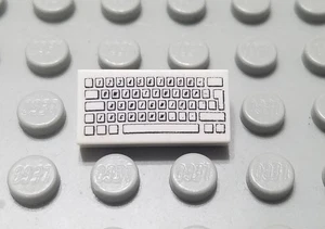 LEGO White 1x2 Minifigure Keyboard Tile Accessory - Picture 1 of 1