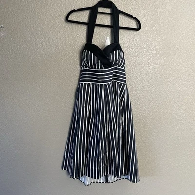Vestido Vintage Eva Rosa Para Mujer Pequeño Negro Blanco Rayas Retro Pin-Up Halter Columpio Foto 1 de 4