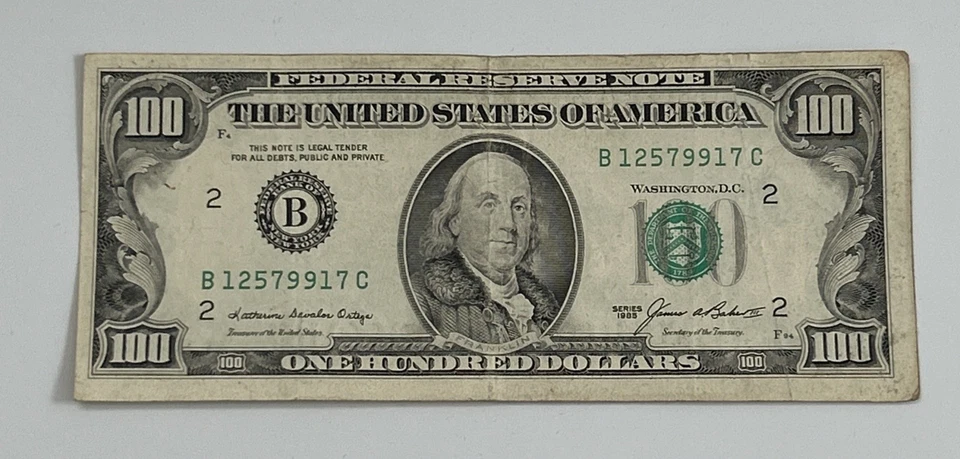 1985 $100 One Hundred Dollar Bill 12579917 Federal Reserve Note Legal Tender USA - Image 1 of 4