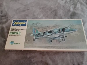 Hasegawa 1:72 G.R.Mk.1 V/STOL Hawker Siddeley Harrier Model Kit No JS 028 150 - Bild 1 von 15