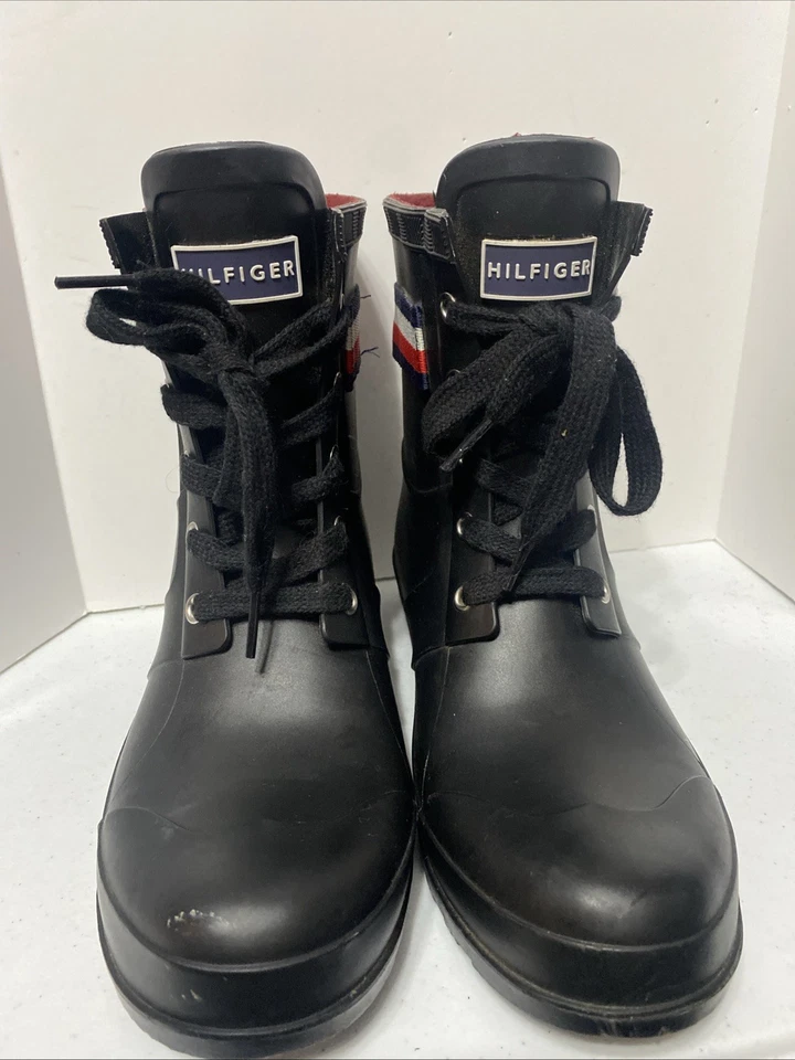 Botas de chuva femininas Tommy Hilfiger Twtoniee tamanho 8M pretas - Imagem 1 de 1