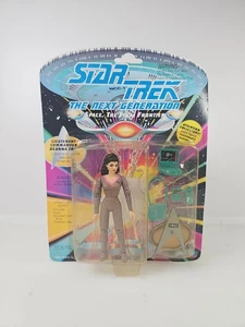 Star Trek The Next Generation TNG Lieutenant Commander Deanna Troi Actionfigur - Bild 1 von 9