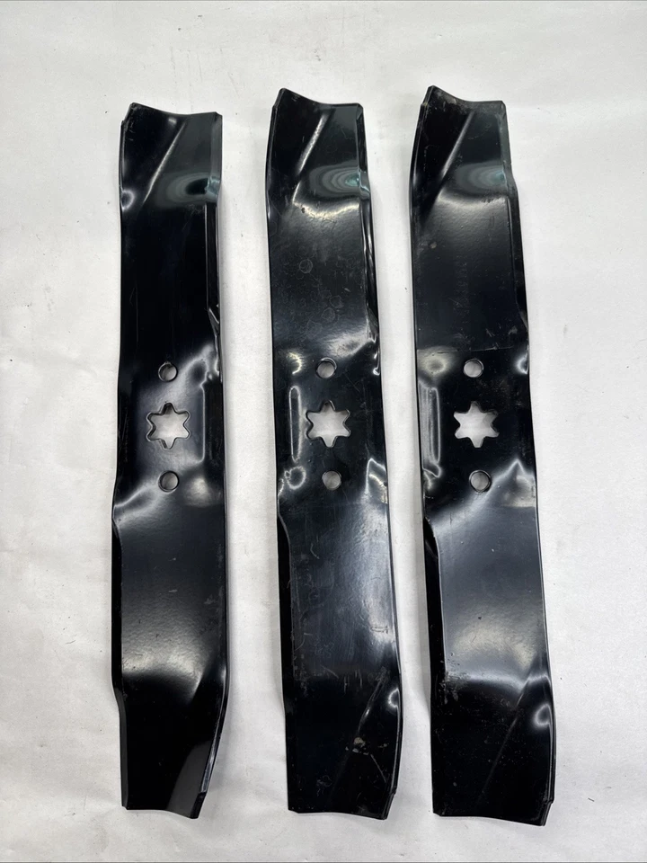 Cub Cadet 742-04125 (2) 742-04124 (1) 490-110-C124 cuchillas de corte 46" — PAQUETE DE 3 Foto 1 de 4