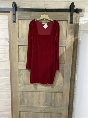 Novo com etiquetas blush azul marca vestido de veludo vermelho gola quadrada com bainha dividida tamanho G - Imagem 1 de 4