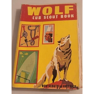 1971 Wolf Cub Scouts Book - Picture 1 of 4