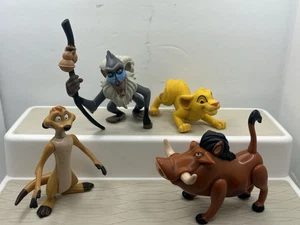 Disney König der Löwen lose Set 4 Figuren Timon Pumba Rafiki Simba Tortenaufleger Lot #3 - Bild 1 von 5