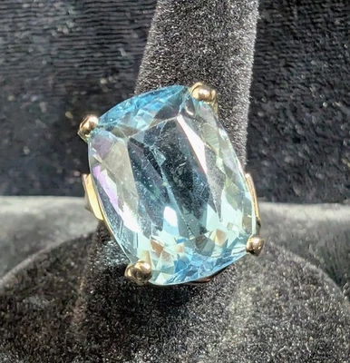 Anillo de topacio azul de oro blanco de 14kt Foto 1 de 4