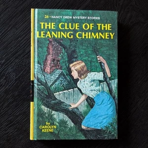 26 The Clue of the Leaning Chimney Nancy Drew Mystery Books -1967-YN - Foto 1 di 4