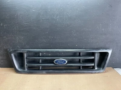 2003 to 2007 Ford Econoline E150 E250 E350 Front Grille Grille L9143 OEM DG - Image 1 of 4