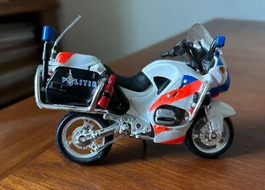 Maisto 1:43 Scale Diecast Politie Dutch Police BMW Motorcycle - Picture 1 of 9
