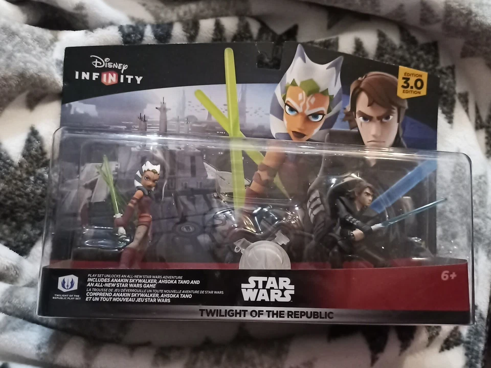 Disney Infinity 3.0 Edition Star Wars Twilight of The Republic 2 Figures Code