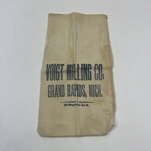 Voigt's Milling Co. Grand Rapids, MI The Chicago-Detroit Bag Co. Cloth Bag Sack