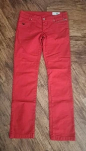 Ladies bright red jeans BILLABONG waist 32 slim leg BNWT straight leg NEW jeans - Picture 1 of 12