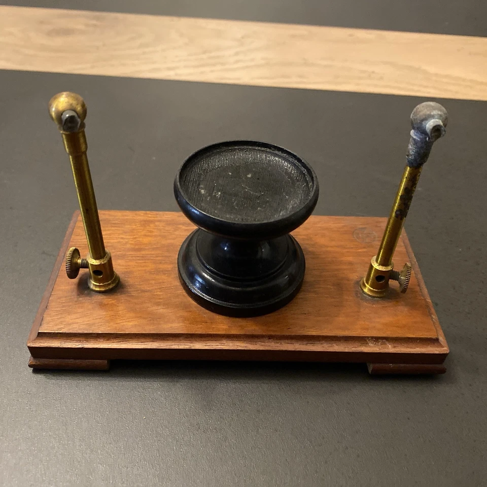 instrument scientifique ancien - Photo 1/4