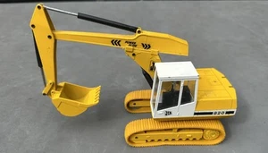 1/35 scale 1980’s NZG 286 JCB 820 Tracked crawler Excavator digger bagger - Imagen 1 de 10