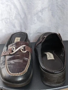 Brighton Sydney donna muli in pelle nera modello coccodrillo 7,5 m tacco a blocco - Foto 1 di 7