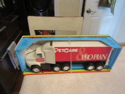 Nylint Semi Tractor Trailer Truck Pet Care Petcare Pro Plan 13" NIB 1995 - Image 1 of 4