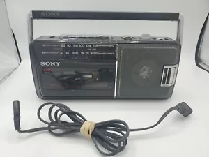 Radio AM/FM Sony CFM-140 con cable de alimentación - piezas restauración reproductor de cinta no funciona - Imagen 1 de 6