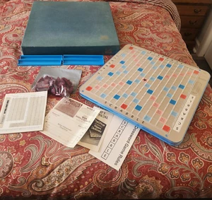 1977 Deluxe Scrabble Turntable Game S & R Complete in Very Good Condition - Picture 1 of 9