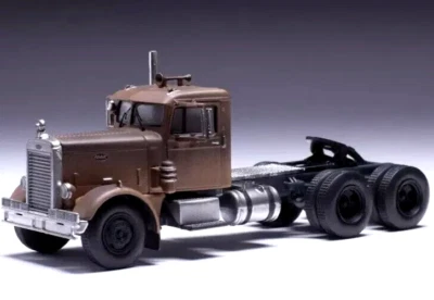 IXO 1/64 1955 PETERBILT 281 NEEDLENOSE TRUCK/TRACTOR/CAB 'DUEL' MOVIE 64TR002 - Image 1 of 4