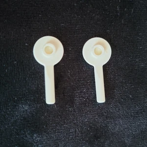 Lego Replacement Parts White Signal Paddles Minifigure Accessories lot of 2 - Picture 1 of 5