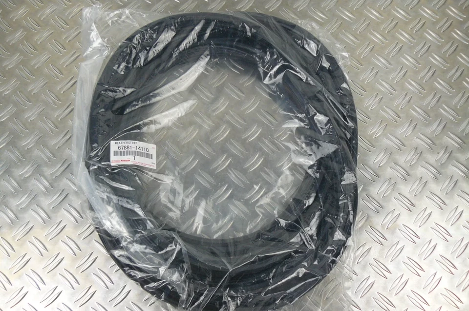 TOYOTA Genuine Back Door Weather Strip for SUPRA JZA70 MK3 1986-1992 67881-14110 - Imagem 1 de 1