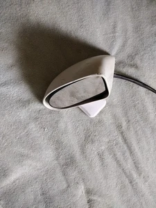1992 Buick LeSabre Driver Side Mirror - White - Picture 1 of 4