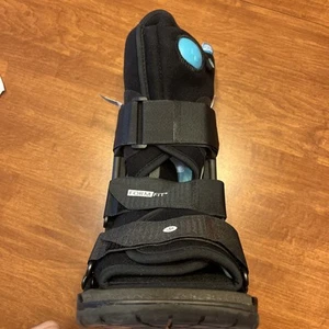 Bota de Caminante Ossur Formfit con Aire - Inmovilización de Grado Médico para Tensiones, L - Imagen 1 de 6