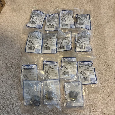 Arlington NMLT50-1 1/2" Str Conector PVC hermético al líquido no metálico LOTE DE 15 Foto 1 de 3