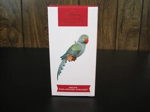 2022 HALLMARK KEEPSAKE ORNAMENT INDIAN RING-NECKED PARAKEET MEMBER EXCLUSIVE-NEW - Picture 1 of 10