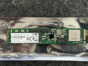 Samsung PM983 1,92 To NVMe PCIe3.0 M.2 22110 SSD MZ-1LB1T90 MZ1LB1T9HALS-00007 - Photo 1/2